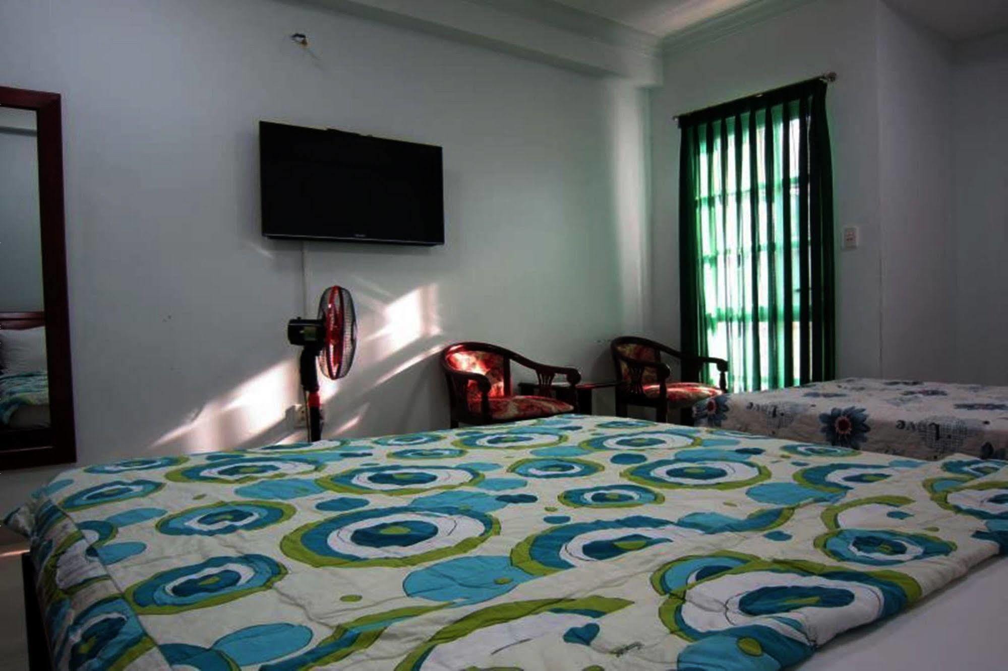 Quy Thanh Hotel Cidade de Ho Chi Minh Exterior foto